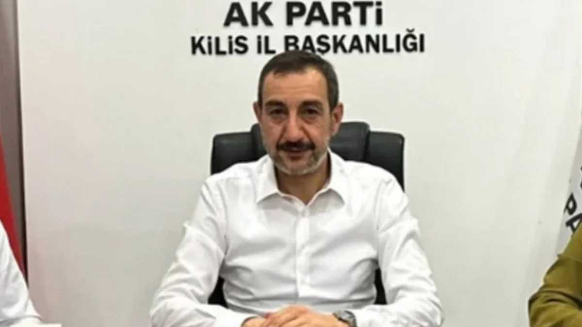 AKP’li başkandan görev isteyen kadına: Beni ikna et, evde yalnız…