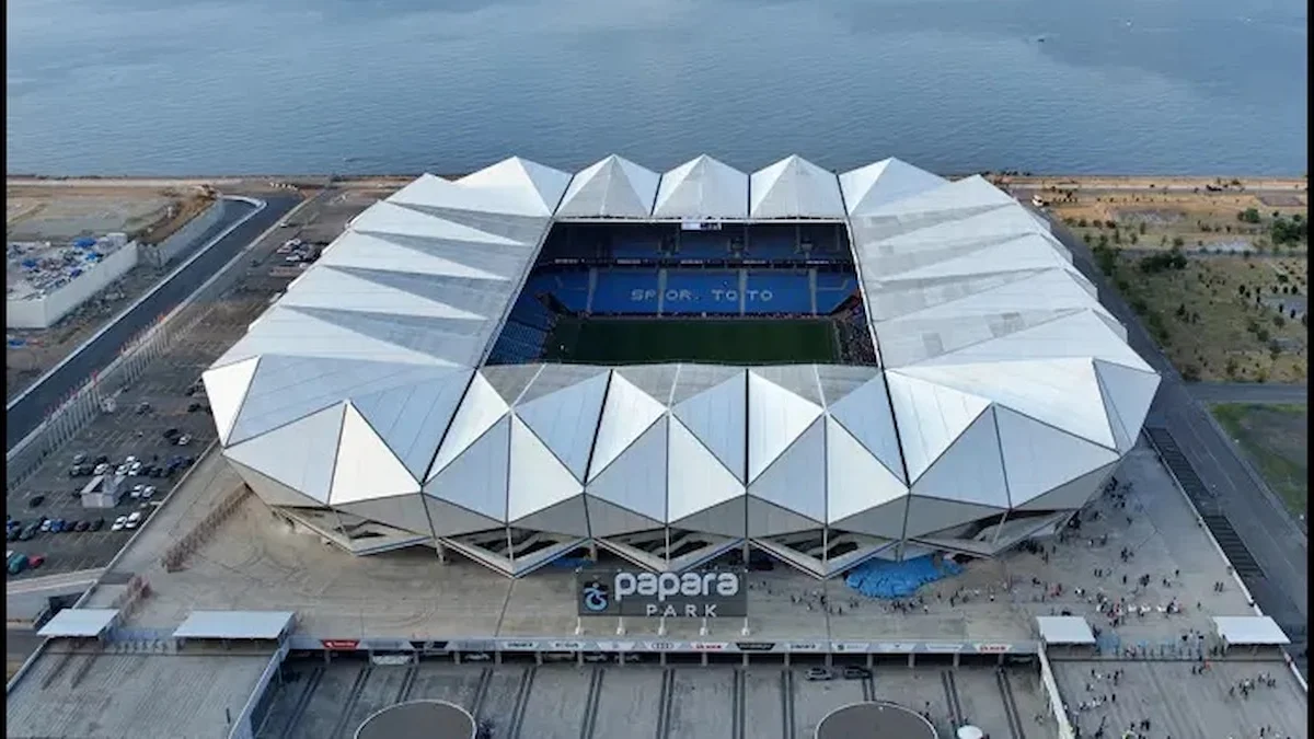 Dev maç öncesi yağmur bastırmıştı! Papara Park'ta son durum ne?