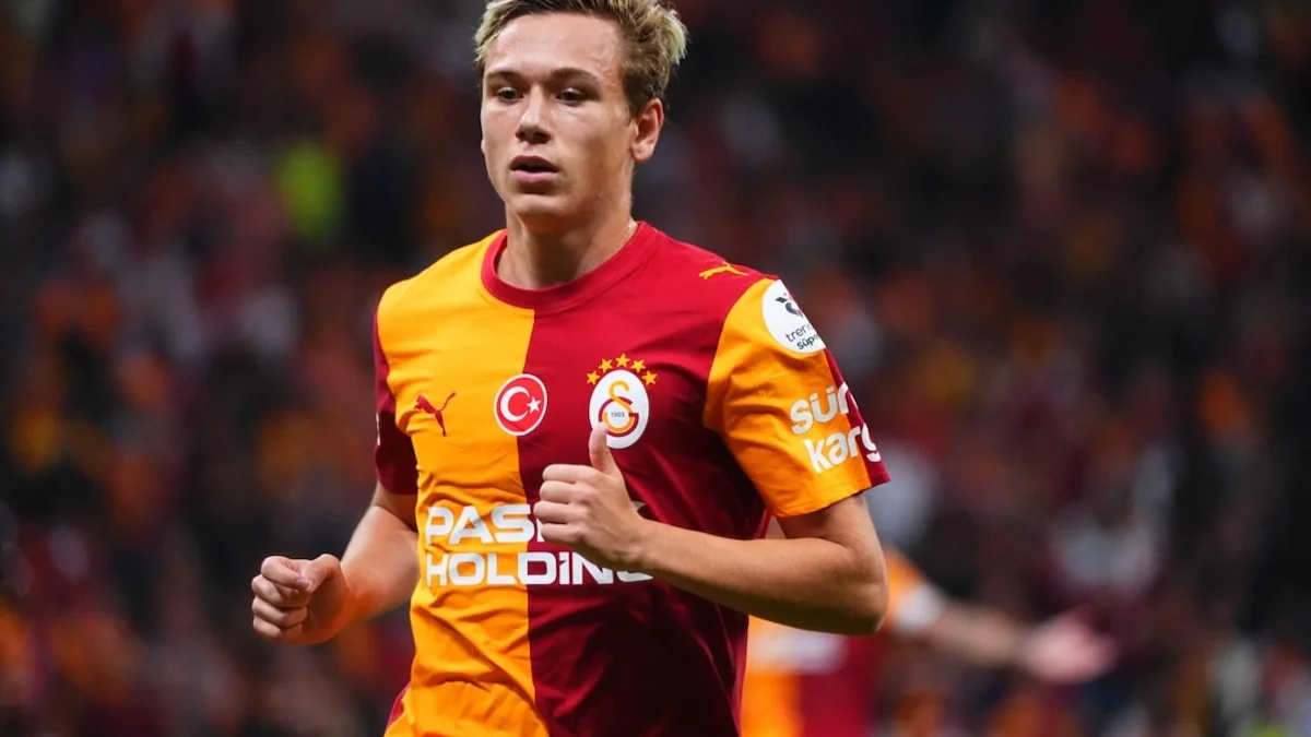 Galatasaray'ın Rus futbolcusu Batrakov'a milli davet