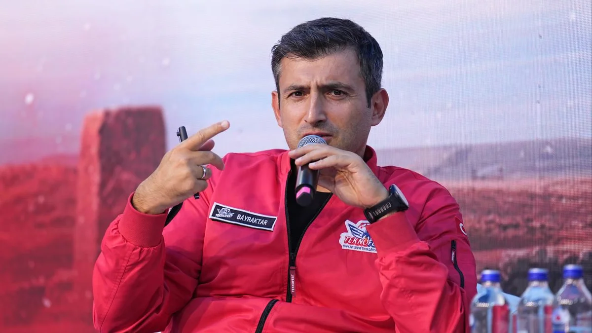 Selçuk Bayraktar, TEKNOFEST'te küçük modüler reaktör vizyonunu anlatıyor