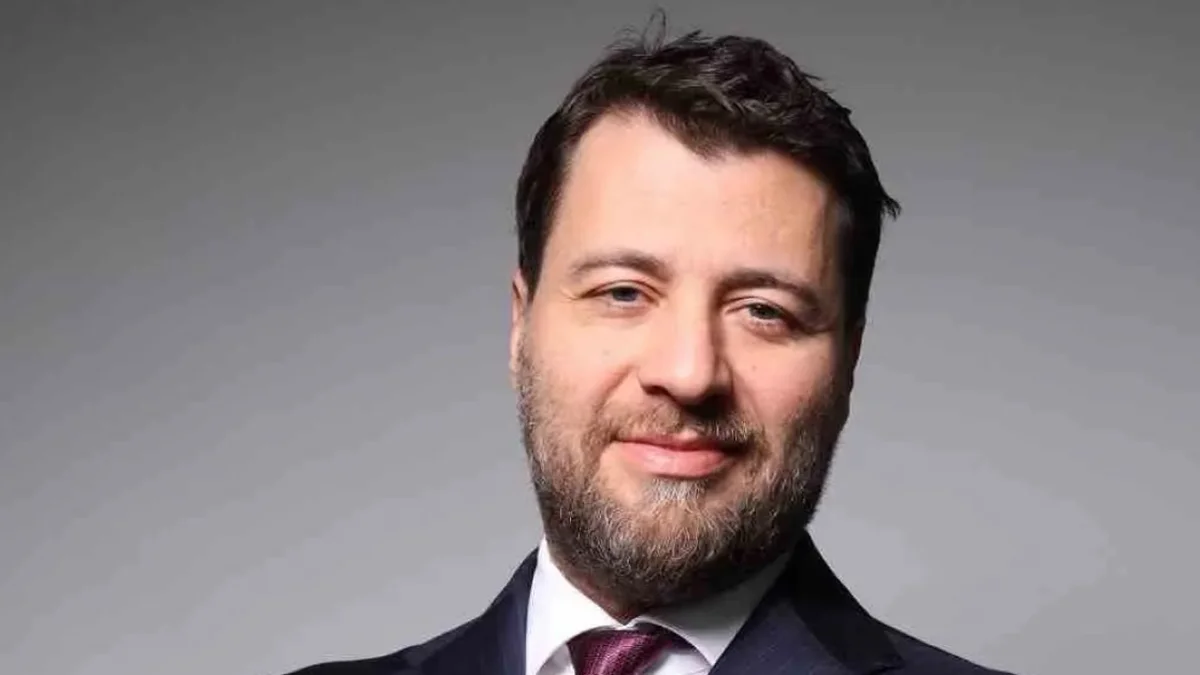 Tera, Pusula'yı satın almak için görüşmelere başladı