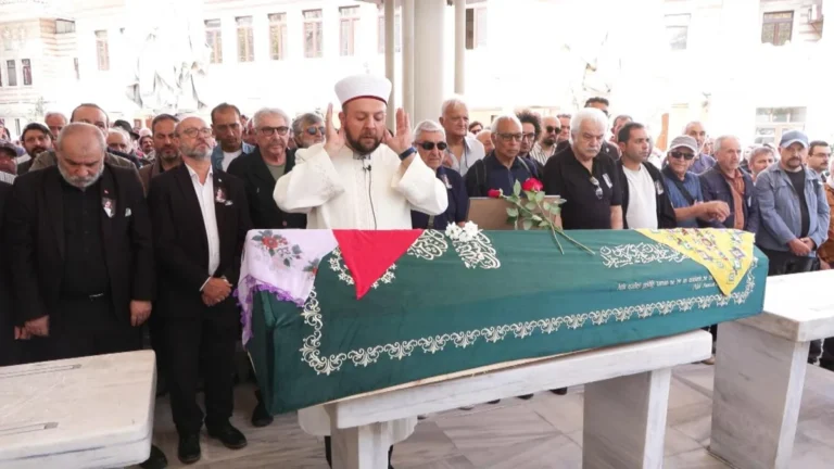 Usta oyuncu Gülsen Tuncer'e son veda